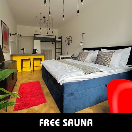 Botanique Rooms With Sauna By Homester Brno Ngoại thất bức ảnh